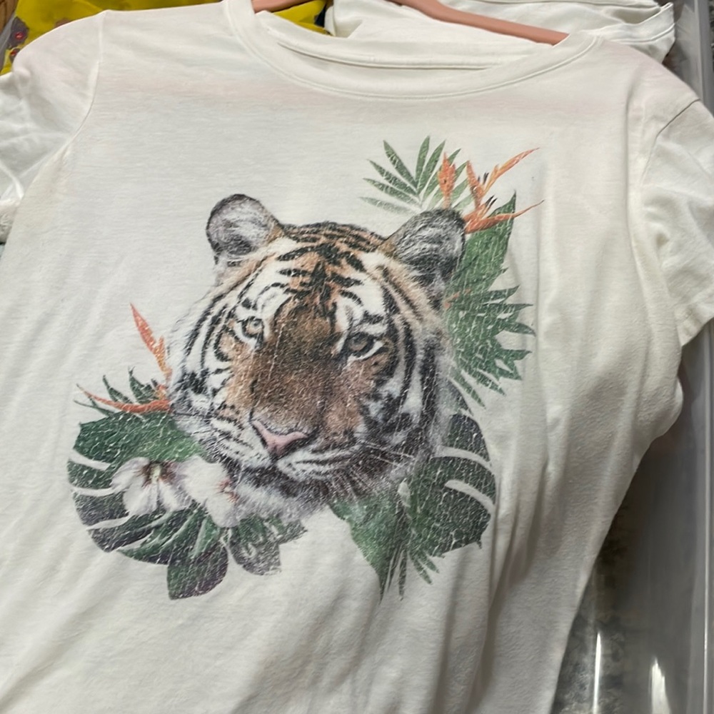 Large like Medium Tiger White Tee